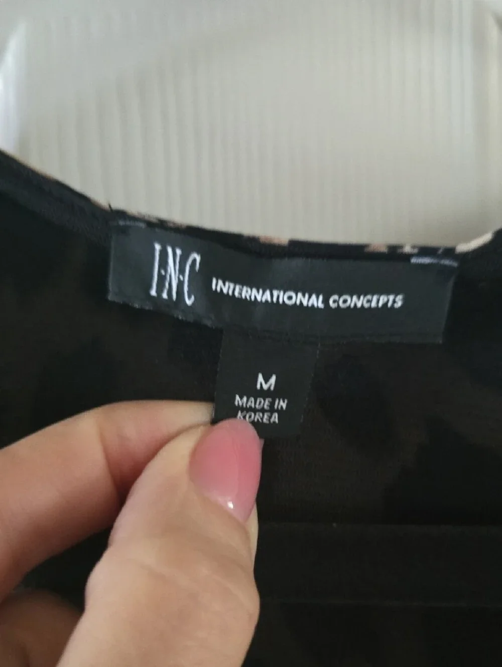 INC International Concepts eye catching